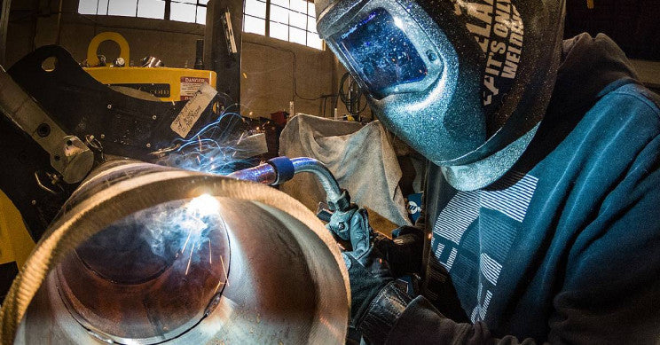 Dana Francis, a mom, steamfitter/pipe-fitter, apprentice welder, and podcaster