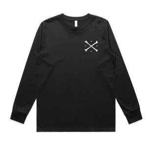 She Conquered Longsleeve Black T-shirt